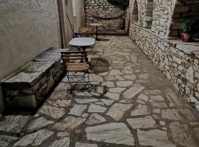 με θέα το χωριό & το όρος ζευς! *